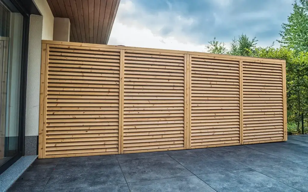 nowoczesna szafa ogrodowa w stylu pergoli